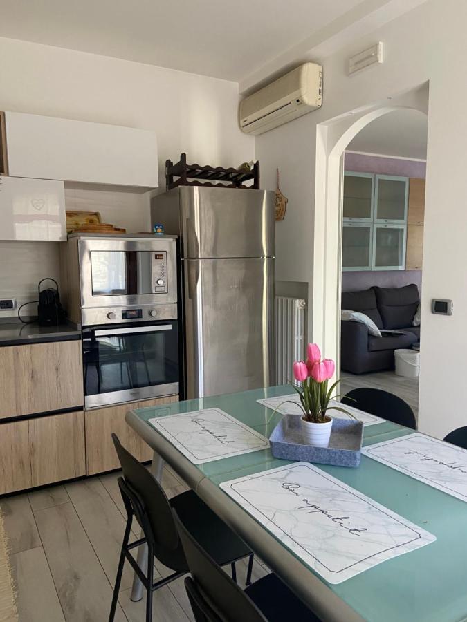 Caserma Guelfa - Casa Vacanza Chiarina Сан Бенедето дел Тронто Екстериор снимка