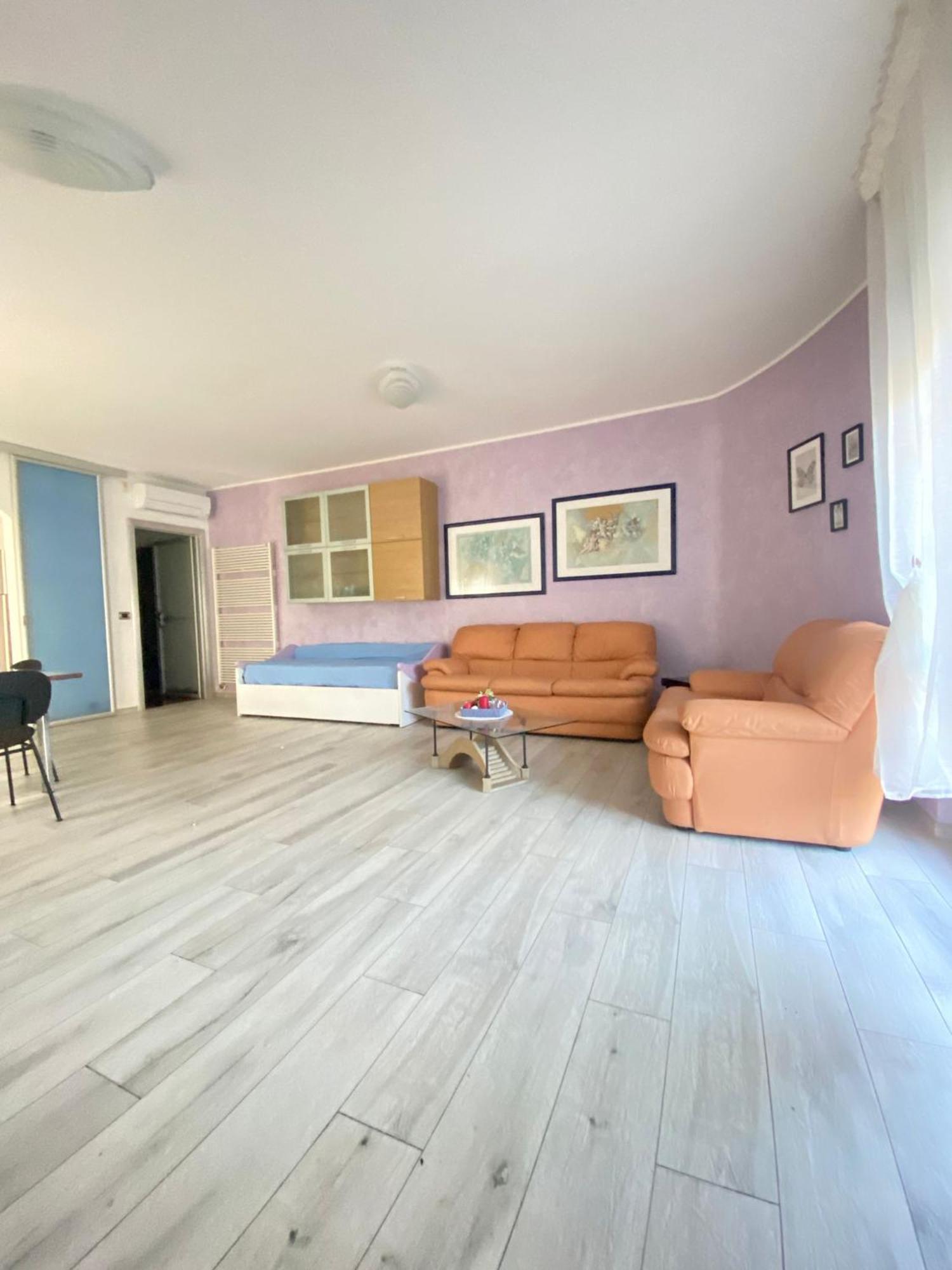 Caserma Guelfa - Casa Vacanza Chiarina Сан Бенедето дел Тронто Екстериор снимка