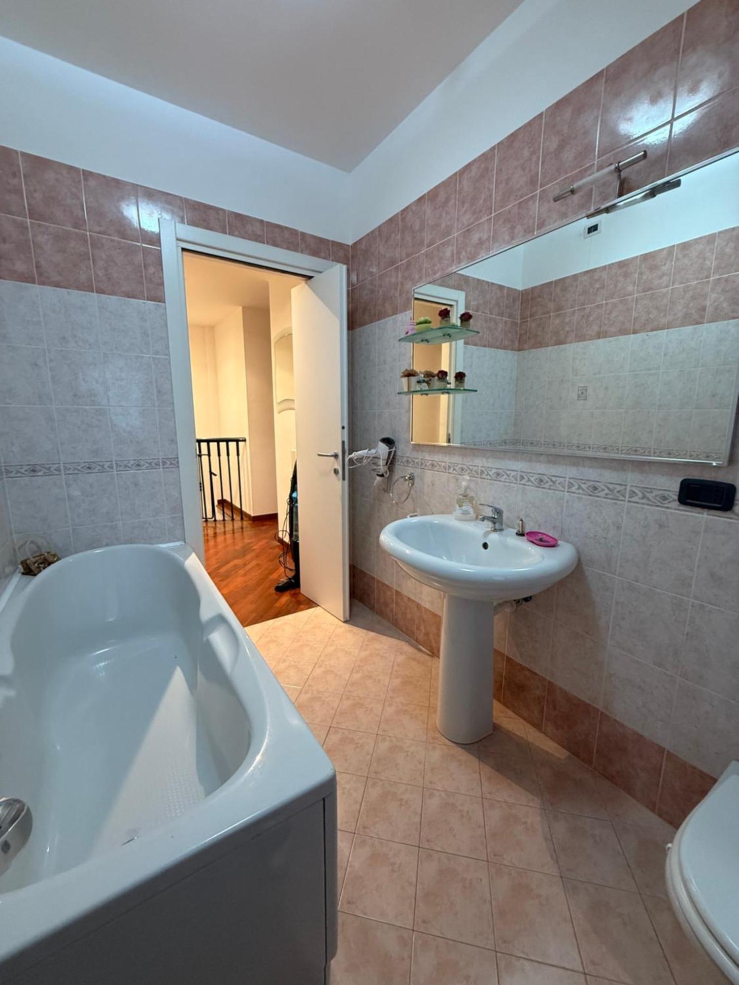Caserma Guelfa - Casa Vacanza Chiarina Сан Бенедето дел Тронто Екстериор снимка